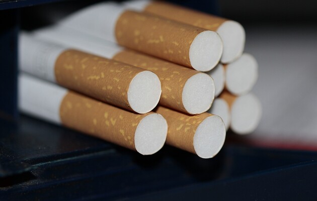 Заробляють як на торгівлі наркотиками: Gazeta Wyborcza про тютюнову мафію в Україні