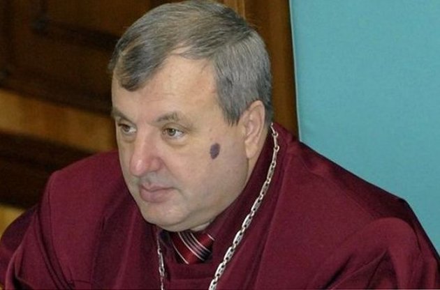 Конституционный суд возглавил протеже Януковича