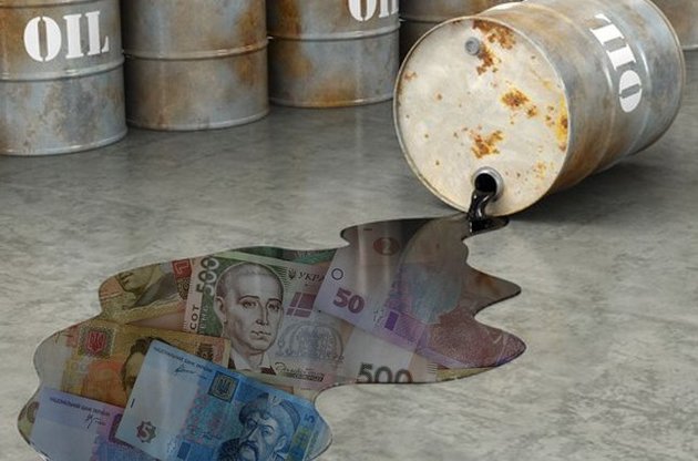 Министр Клименко  "не видит" трети налогов  с нефтепродуктов