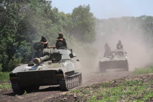 "Аватаров" и "поплавков" в армии нужно отделить от боеспособных частей – Бутусов