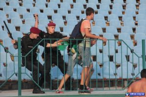 Действия милиции на стадионах вынудили ультрас украинских клубов написать письмо Авакову