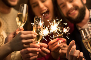 Алкоголь + COVID-19 + новогодние праздники