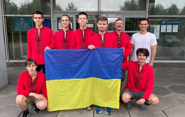 Из 107 стран мира школьники из Украины заняли шестое место на Международной олимпиаде по математике 