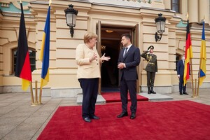 Візит «вибачення» Меркель