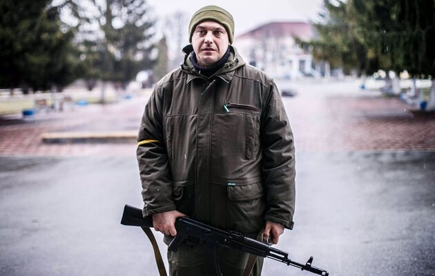 Макарівський селищний голова Вадим Токар: «30 наших хлопців загинули зі зброєю в руках, але як цивільні. Їхні рідні не мають ніякого статусу і пільг»