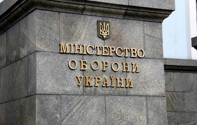 Рєзніков має піти у відставку хоча б через призначення Лієва головним по закупівлях зброї - Шабунін