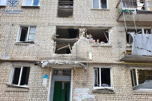 Оккупанты утром обстреляли Харьковскую область: повреждены дома и автомобиль