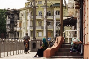 Массированная пропаганда дает результаты: Люди в Мариуполе продолжают жить, несмотря на невыносимые условия и пренебрежение со стороны «новых русских»