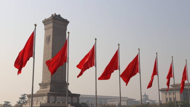 Економіка Китаю впадає в дефляцію на тлі сповільненого відновлення — FT