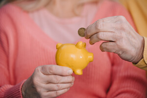 Як самостійно збільшити розмір пенсії за віком