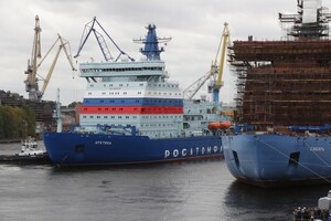 Россия значительно повысила прогноз объема своих грузоперевозок через Арктику