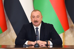Ильхам Алиев пятый раз баллотируется на пост президента Азербайджана