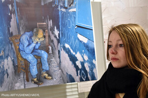 «Хрупкость»: в Киеве открылась выставка-посвящение военнопленным, их родным и друзьям