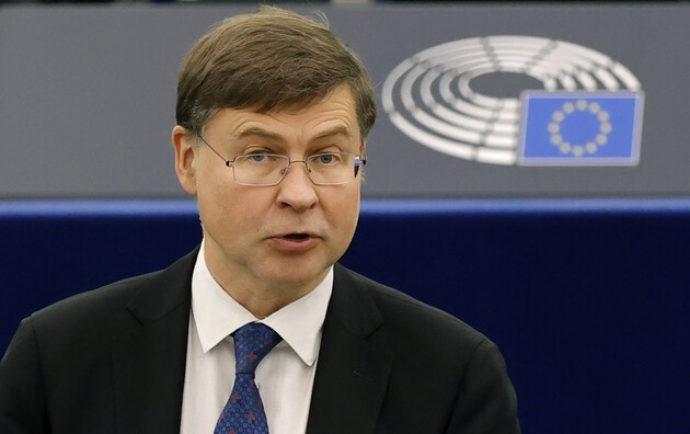 FT: Польша добилась от ЕС уступки по ограничению экспорта продовольствия из Украины