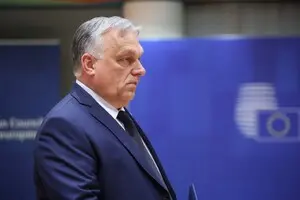 Зеленский пригласил Орбана на Саммит мира